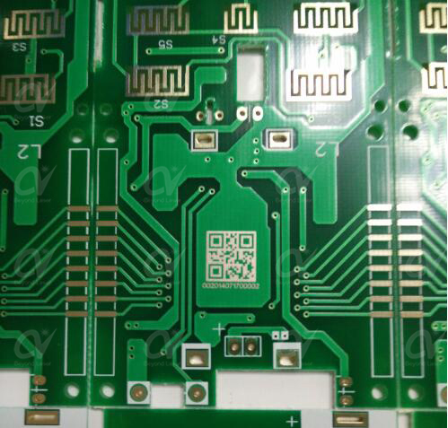 PCBͶά